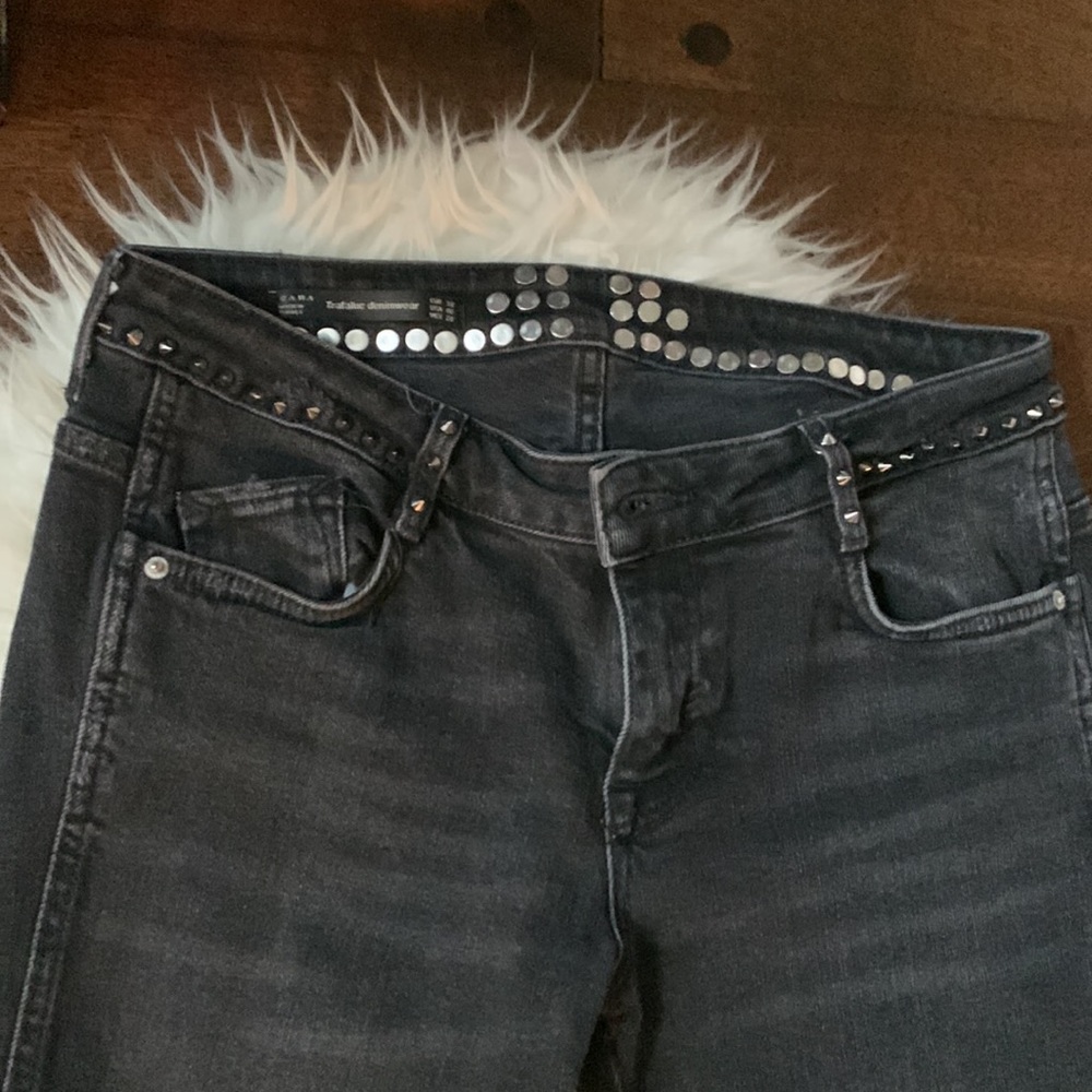 Zara trafaluc black studded & frayed distressed denim, chewed hems, black denim - Picture 9 of 16